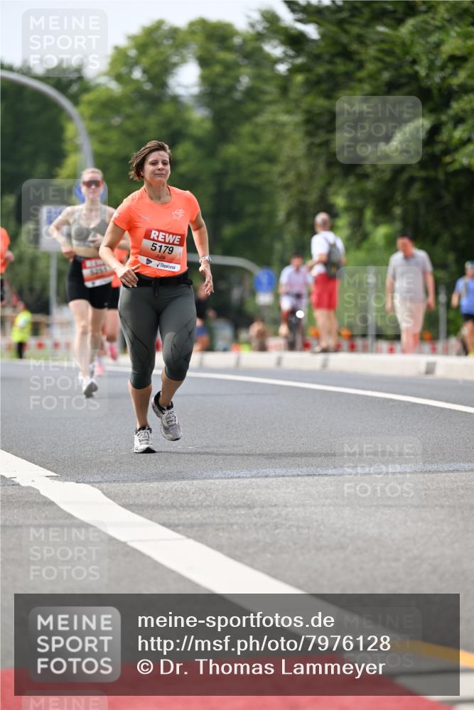 15.06.2025 - REWE Women's Run Dr. Thomas Lammeyer http://msf.ph/oto/7976128 15.06.2025 10:41:26 Laufen 5179 meine-sportfotos.de