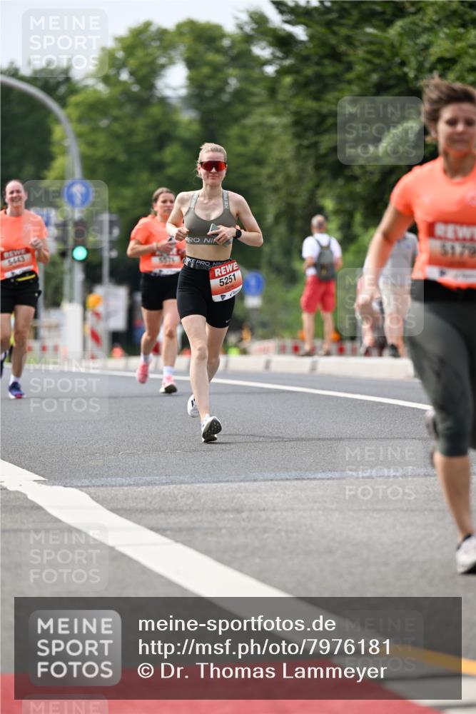 15.06.2025 - REWE Women's Run Dr. Thomas Lammeyer http://msf.ph/oto/7976181 15.06.2025 10:41:28 Laufen 5443, 5251 meine-sportfotos.de