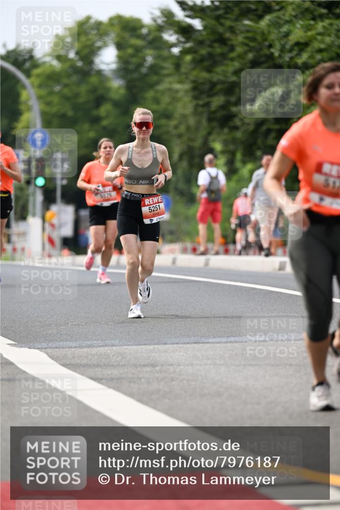 15.06.2025 - REWE Women's Run Dr. Thomas Lammeyer http://msf.ph/oto/7976187 15.06.2025 10:41:28 Laufen 5576, 5251, 51 meine-sportfotos.de