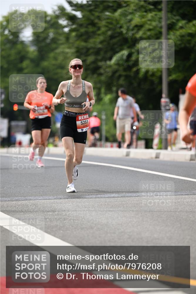 15.06.2025 - REWE Women's Run Dr. Thomas Lammeyer http://msf.ph/oto/7976208 15.06.2025 10:41:29 Laufen 5251 meine-sportfotos.de