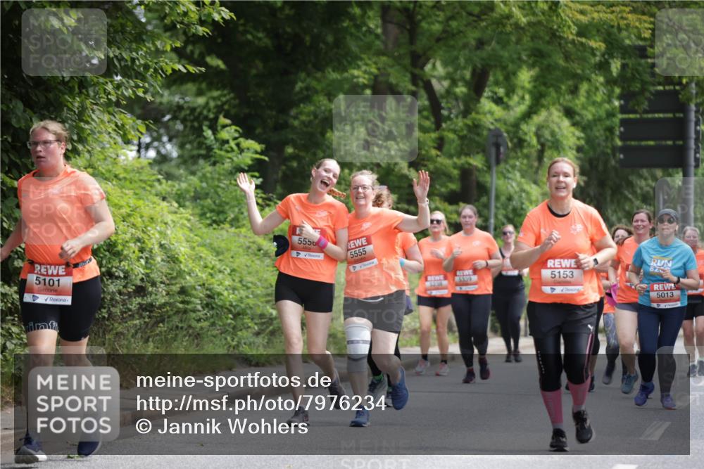 15.06.2025 - REWE Women's Run Jannik Wohlers http://msf.ph/oto/7976234 15.06.2025 10:10:44 Laufen 5101, 5550, 5555, 5339, 5238, 5153, 5013 meine-sportfotos.de