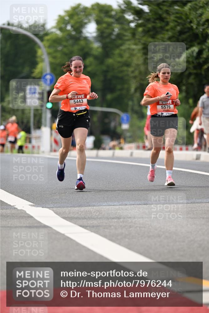 15.06.2025 - REWE Women's Run Dr. Thomas Lammeyer http://msf.ph/oto/7976244 15.06.2025 10:41:31 Laufen 12, 5443, 5576 meine-sportfotos.de