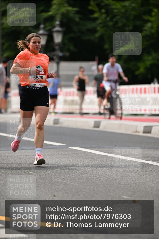 15.06.2025 - REWE Women's Run Dr. Thomas Lammeyer http://msf.ph/oto/7976303 15.06.2025 10:41:32 Laufen 5576 meine-sportfotos.de
