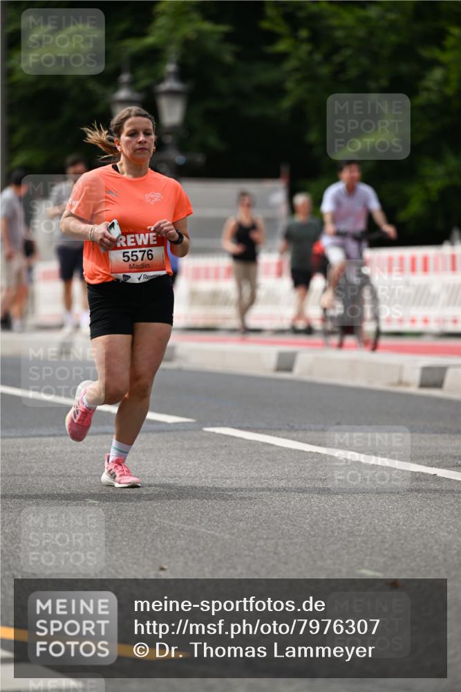 15.06.2025 - REWE Women's Run Dr. Thomas Lammeyer http://msf.ph/oto/7976307 15.06.2025 10:41:33 Laufen 5576 meine-sportfotos.de