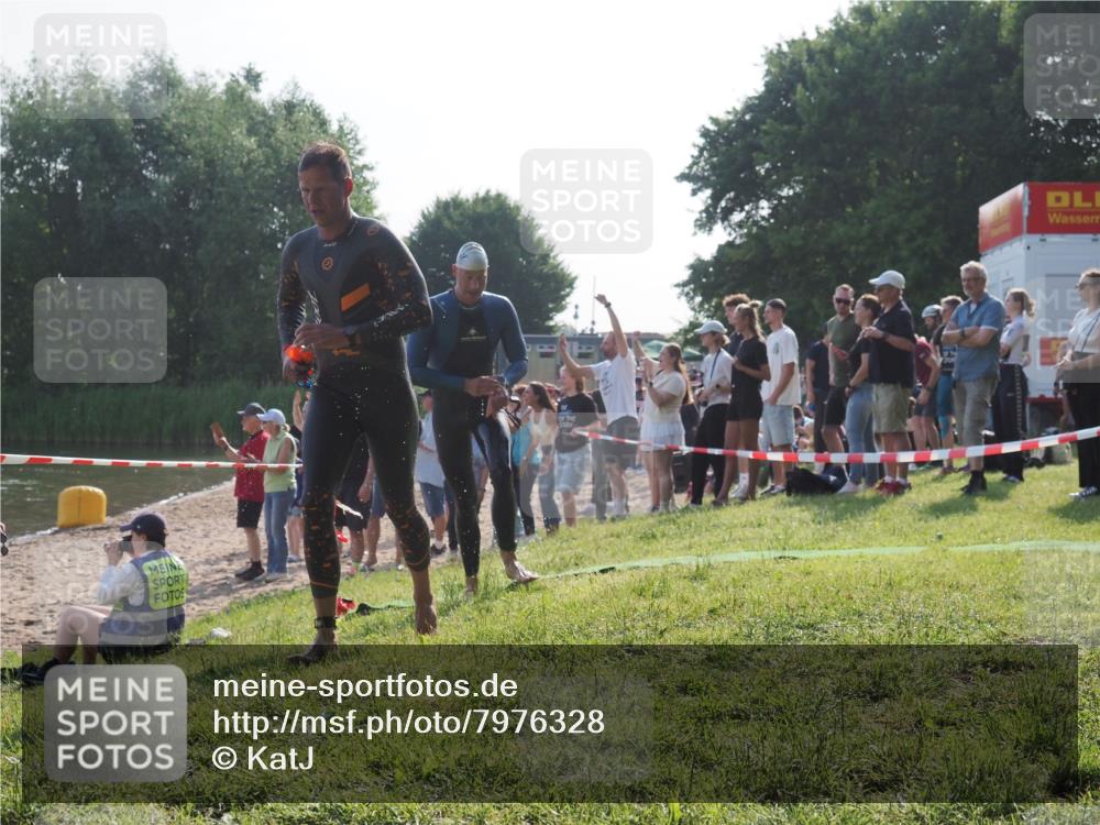 15.06.2025 - 27. Vierlanden-Triathlon KatJ http://msf.ph/oto/7976328 15.06.2025 08:33:06 Schwimmen 8, 15, 36, 185, 234 meine-sportfotos.de