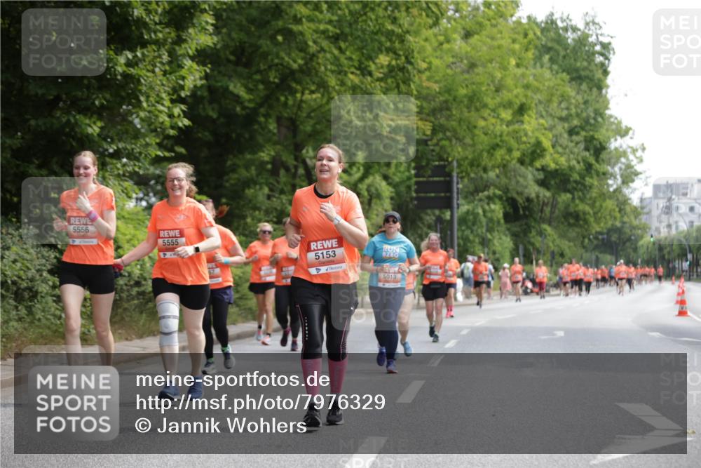 15.06.2025 - REWE Women's Run Jannik Wohlers http://msf.ph/oto/7976329 15.06.2025 10:10:47 Laufen 5556, 5555, 5153, 5013 meine-sportfotos.de