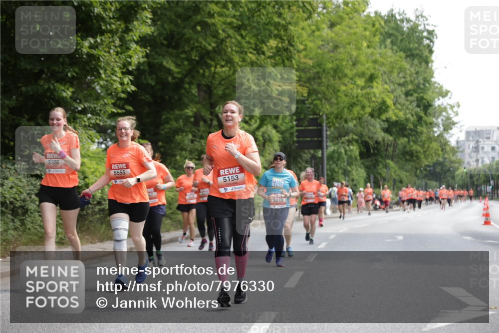 15.06.2025 - REWE Women's Run Jannik Wohlers http://msf.ph/oto/7976330 15.06.2025 10:10:47 Laufen 5556, 5555, 5153, 5013 meine-sportfotos.de