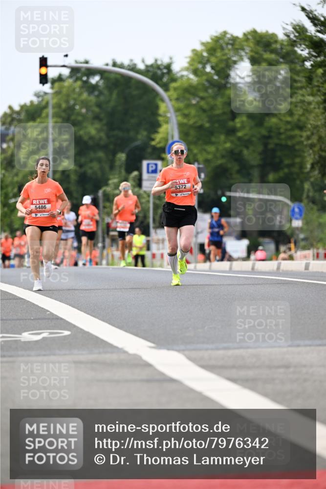 15.06.2025 - REWE Women's Run Dr. Thomas Lammeyer http://msf.ph/oto/7976342 15.06.2025 10:41:37 Laufen 5486 meine-sportfotos.de