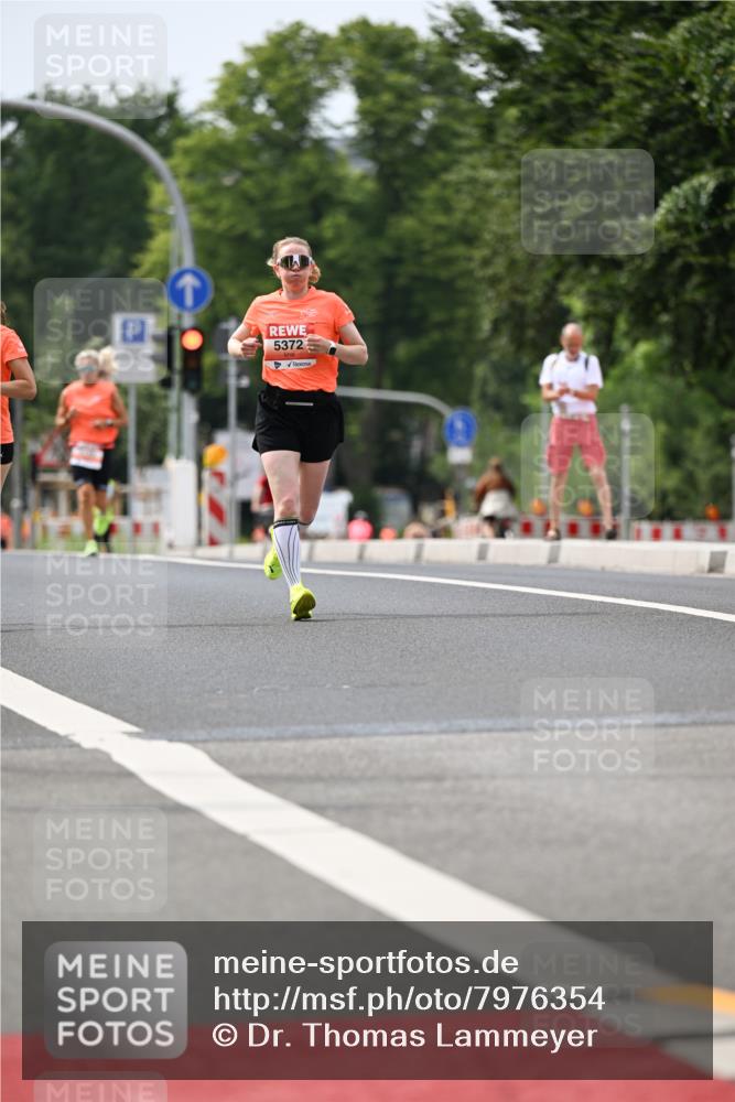 15.06.2025 - REWE Women's Run Dr. Thomas Lammeyer http://msf.ph/oto/7976354 15.06.2025 10:41:38 Laufen 5372 meine-sportfotos.de