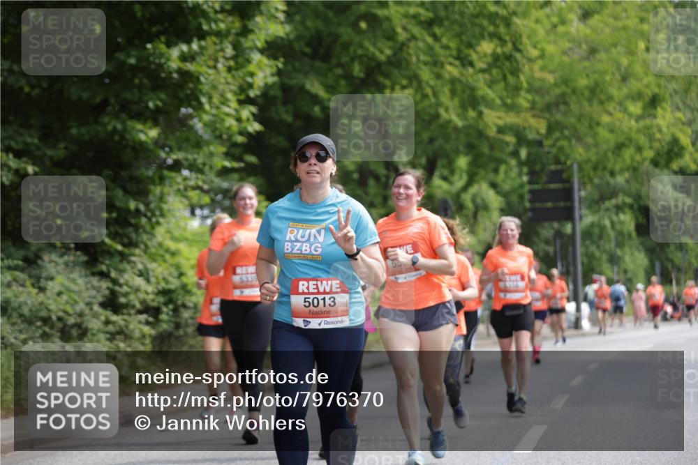 15.06.2025 - REWE Women's Run Jannik Wohlers http://msf.ph/oto/7976370 15.06.2025 10:10:51 Laufen 6336, 5013, 6356 meine-sportfotos.de
