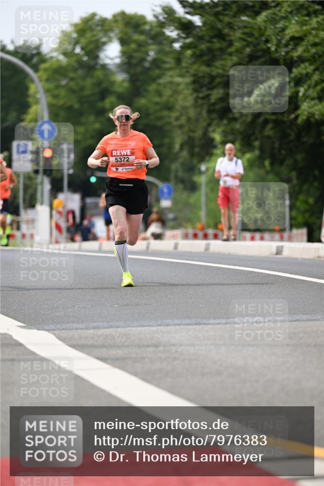 15.06.2025 - REWE Women's Run Dr. Thomas Lammeyer http://msf.ph/oto/7976383 15.06.2025 10:41:39 Laufen 616, 5372 meine-sportfotos.de