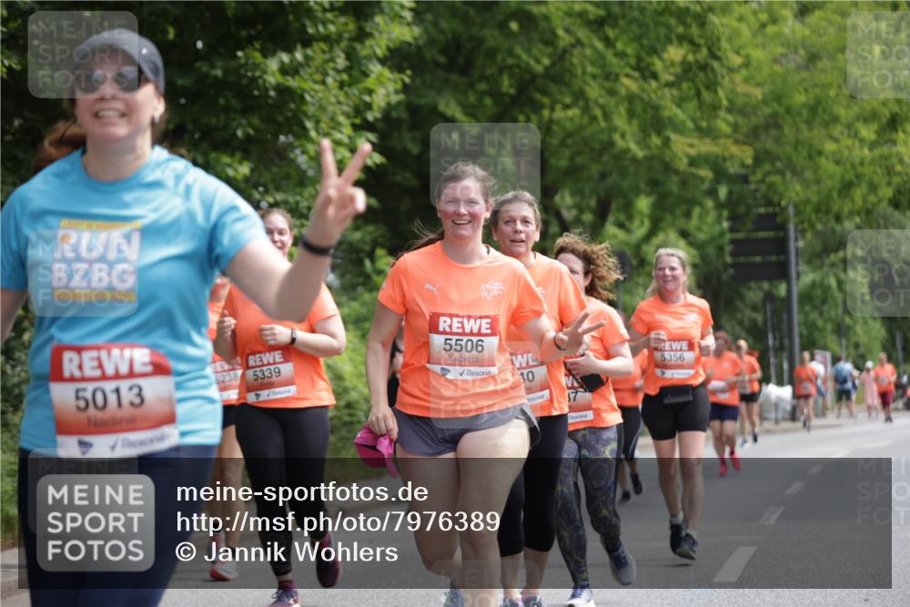 15.06.2025 - REWE Women's Run Jannik Wohlers http://msf.ph/oto/7976389 15.06.2025 10:10:52 Laufen 5013, 5506, 10, 5238, 5339, 5356 meine-sportfotos.de