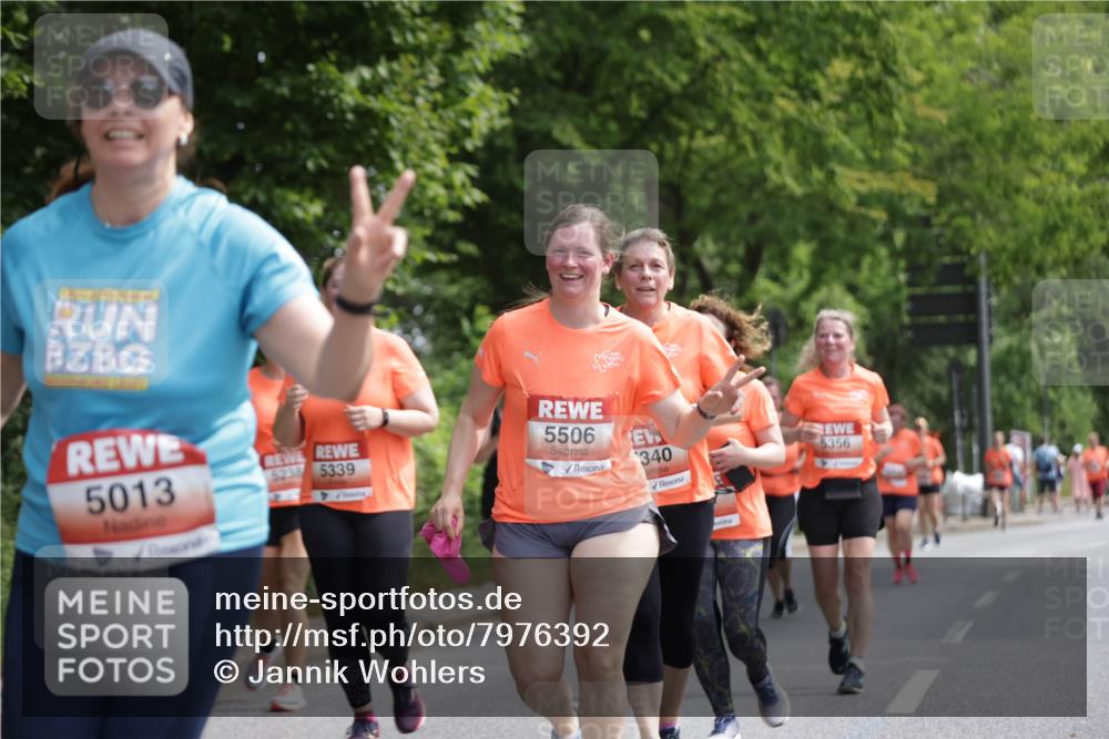 15.06.2025 - REWE Women's Run Jannik Wohlers http://msf.ph/oto/7976392 15.06.2025 10:10:52 Laufen 5013, 5238, 5339, 5506, 340, 5356 meine-sportfotos.de