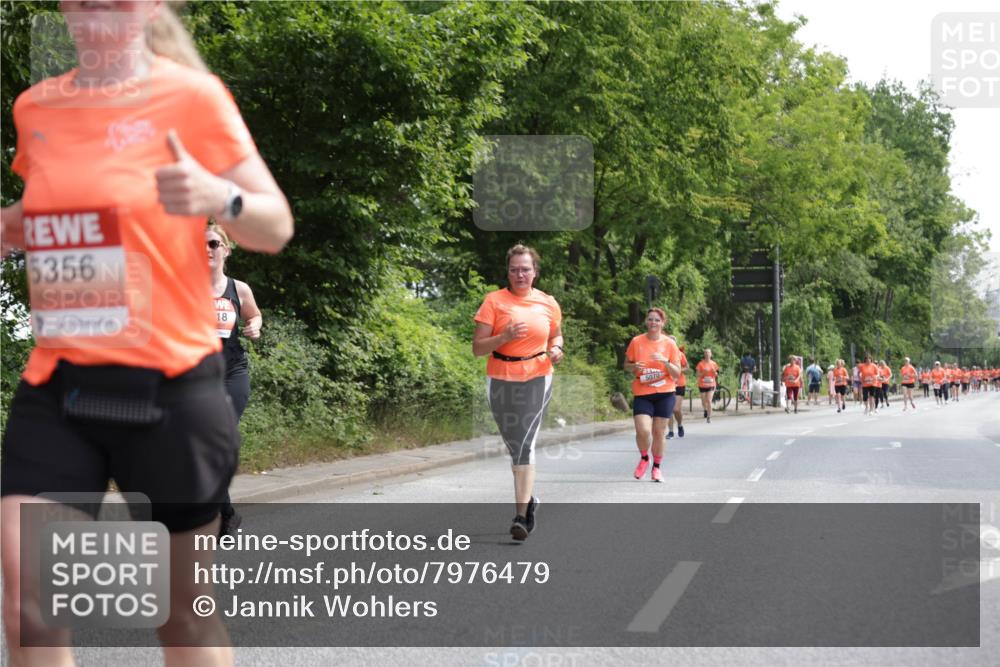 15.06.2025 - REWE Women's Run Jannik Wohlers http://msf.ph/oto/7976479 15.06.2025 10:10:57 Laufen 5356, 18, 5070 meine-sportfotos.de