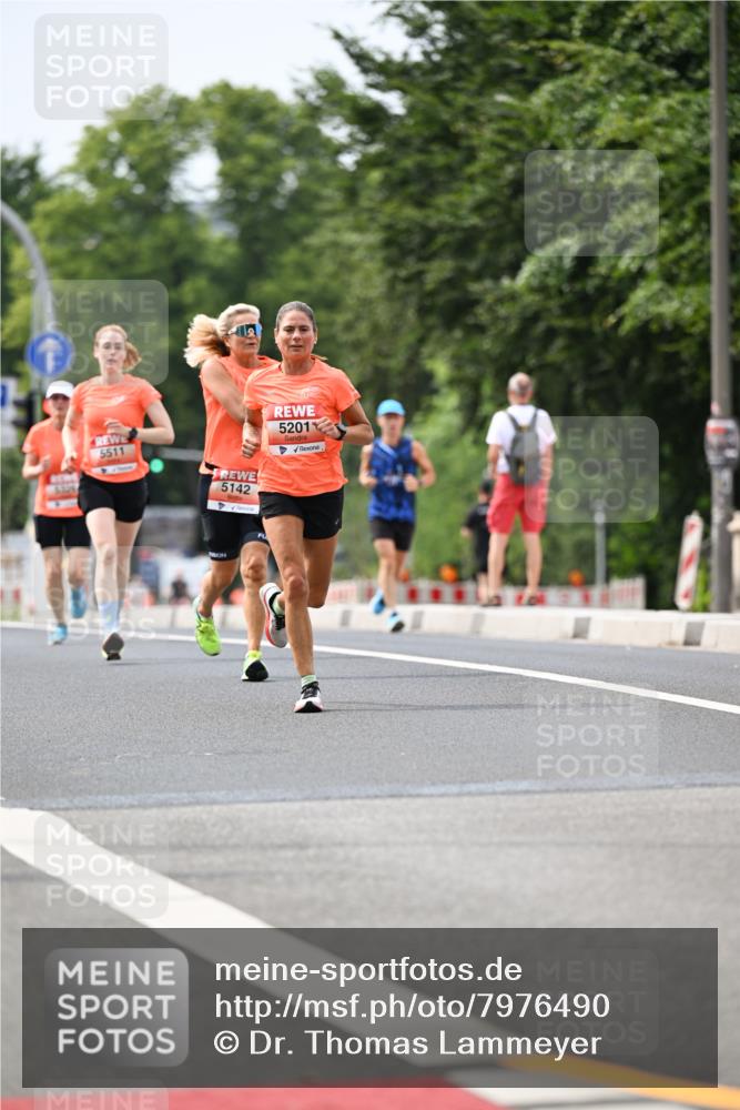 15.06.2025 - REWE Women's Run Dr. Thomas Lammeyer http://msf.ph/oto/7976490 15.06.2025 10:41:46 Laufen 5511, 5142, 5201 meine-sportfotos.de