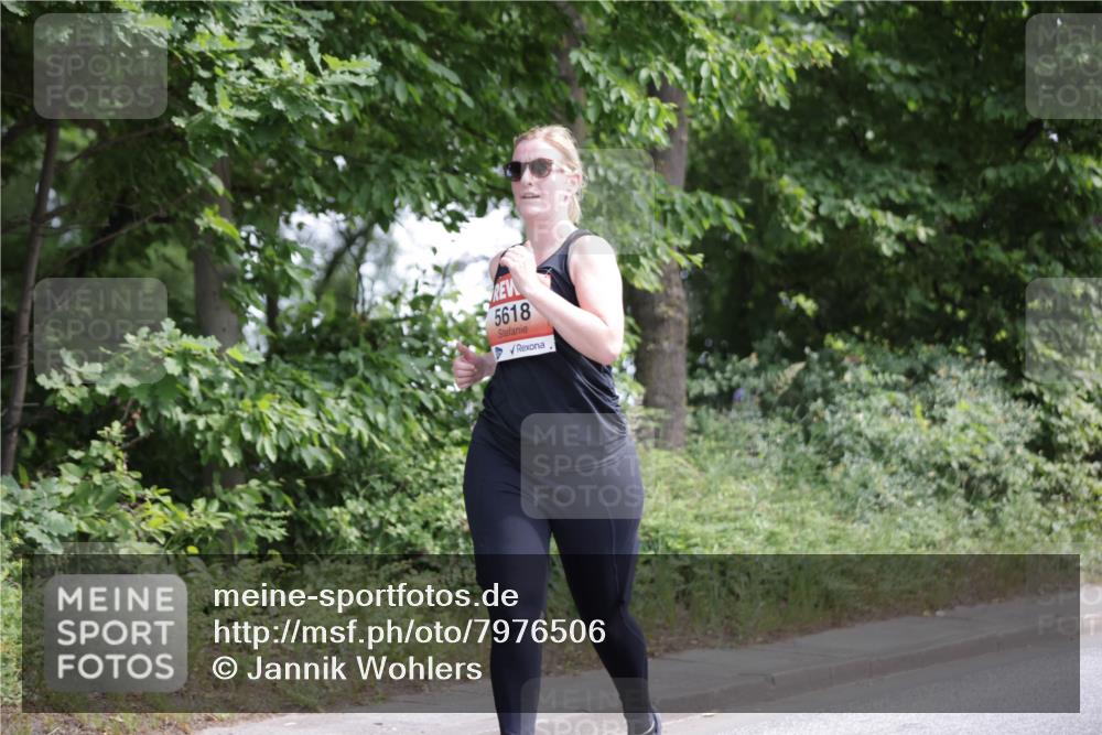 15.06.2025 - REWE Women's Run Jannik Wohlers http://msf.ph/oto/7976506 15.06.2025 10:10:58 Laufen 5618 meine-sportfotos.de