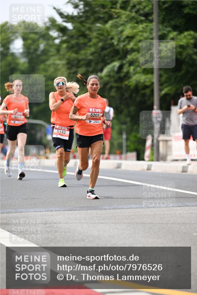 15.06.2025 - REWE Women's Run Dr. Thomas Lammeyer http://msf.ph/oto/7976526 15.06.2025 10:41:47 Laufen 5511, 5142, 5201 meine-sportfotos.de