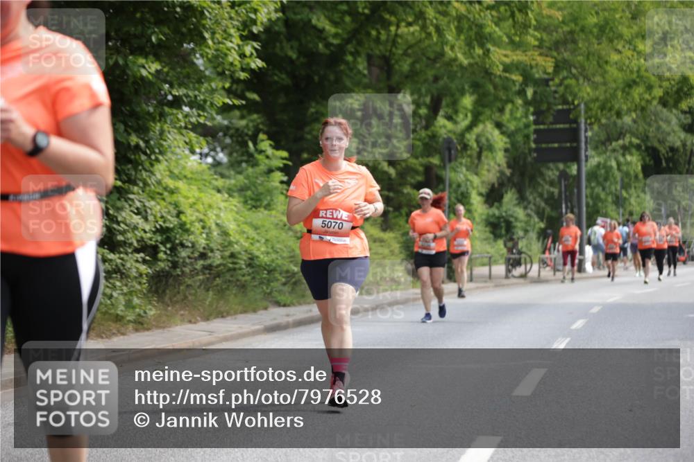 15.06.2025 - REWE Women's Run Jannik Wohlers http://msf.ph/oto/7976528 15.06.2025 10:10:59 Laufen 5070 meine-sportfotos.de