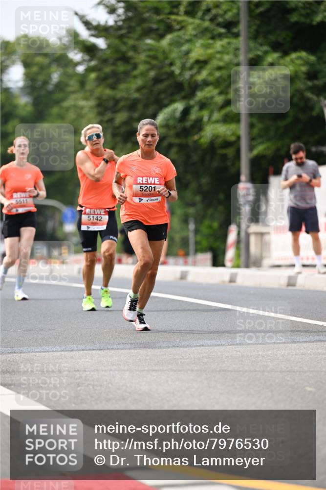 15.06.2025 - REWE Women's Run Dr. Thomas Lammeyer http://msf.ph/oto/7976530 15.06.2025 10:41:47 Laufen 5511, 5142, 5201 meine-sportfotos.de