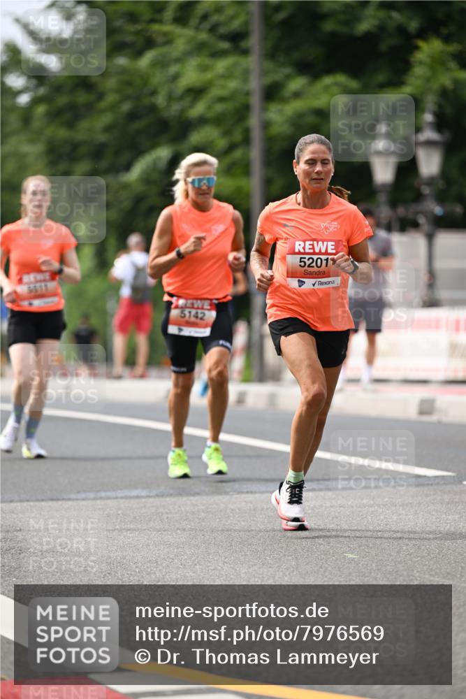 15.06.2025 - REWE Women's Run Dr. Thomas Lammeyer http://msf.ph/oto/7976569 15.06.2025 10:41:48 Laufen 5614, 5142, 5201 meine-sportfotos.de