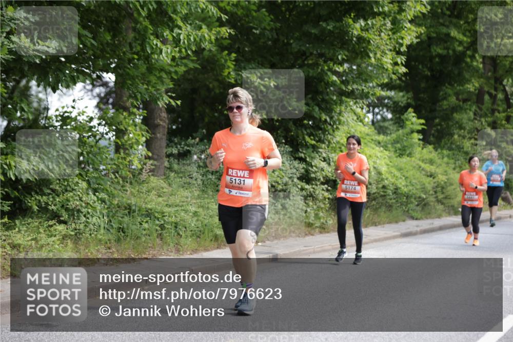 15.06.2025 - REWE Women's Run Jannik Wohlers http://msf.ph/oto/7976623 15.06.2025 10:11:37 Laufen 5131, 5174, 6441 meine-sportfotos.de