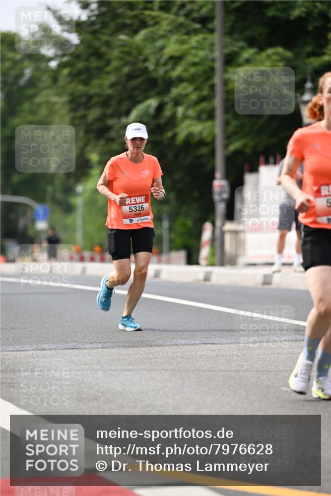 15.06.2025 - REWE Women's Run Dr. Thomas Lammeyer http://msf.ph/oto/7976628 15.06.2025 10:41:51 Laufen 5326 meine-sportfotos.de