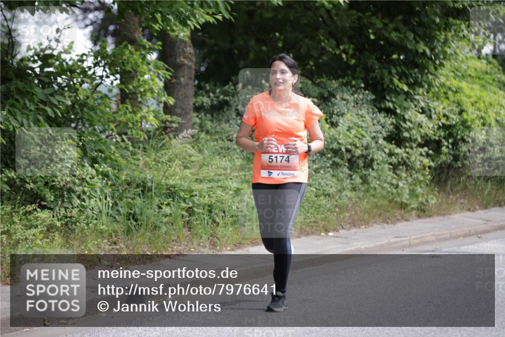 15.06.2025 - REWE Women's Run Jannik Wohlers http://msf.ph/oto/7976641 15.06.2025 10:11:39 Laufen 5174 meine-sportfotos.de