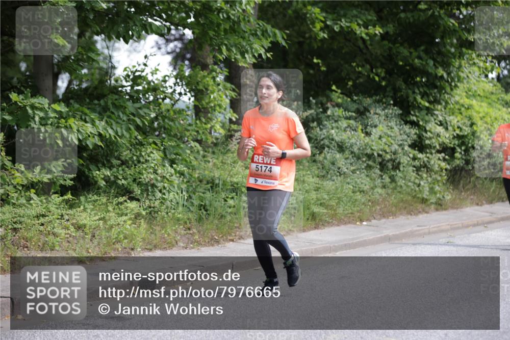 15.06.2025 - REWE Women's Run Jannik Wohlers http://msf.ph/oto/7976665 15.06.2025 10:11:39 Laufen 5174 meine-sportfotos.de