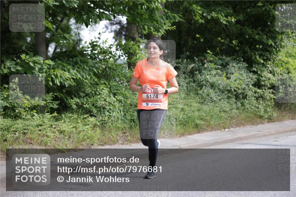 15.06.2025 - REWE Women's Run Jannik Wohlers http://msf.ph/oto/7976681 15.06.2025 10:11:39 Laufen 5174 meine-sportfotos.de
