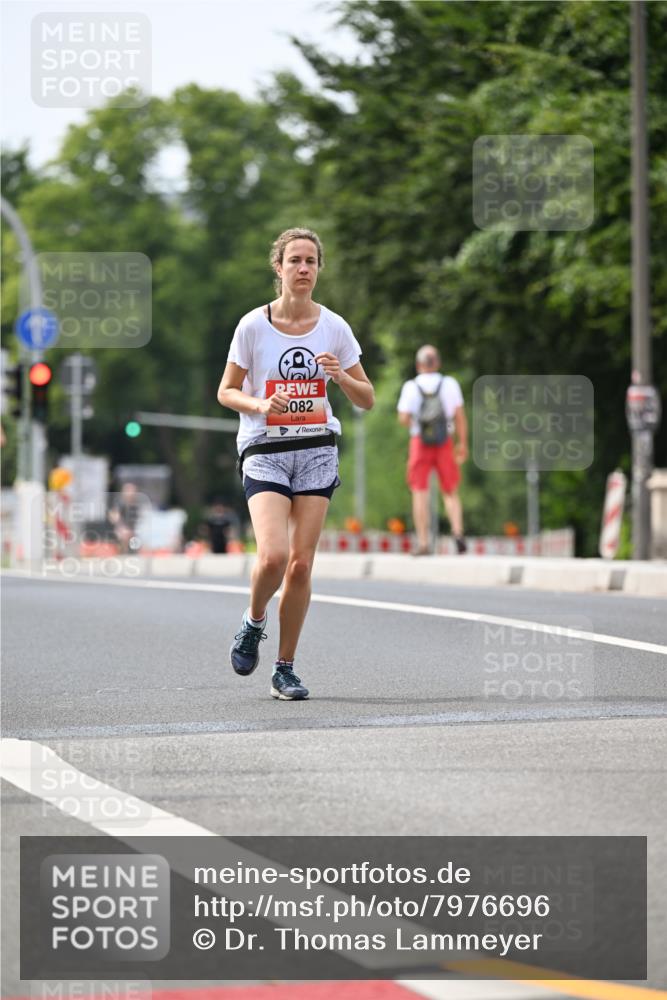 15.06.2025 - REWE Women's Run Dr. Thomas Lammeyer http://msf.ph/oto/7976696 15.06.2025 10:41:54 Laufen 5082 meine-sportfotos.de