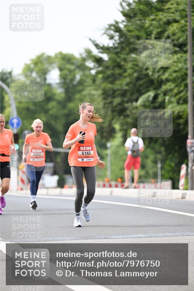 15.06.2025 - REWE Women's Run Dr. Thomas Lammeyer http://msf.ph/oto/7976750 15.06.2025 10:42:01 Laufen 5060, 5162 meine-sportfotos.de