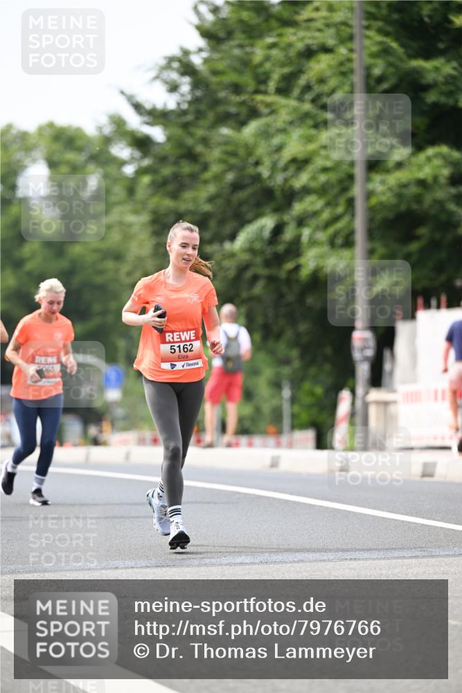 15.06.2025 - REWE Women's Run Dr. Thomas Lammeyer http://msf.ph/oto/7976766 15.06.2025 10:42:01 Laufen 5162 meine-sportfotos.de