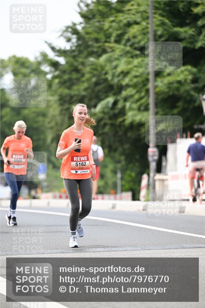 15.06.2025 - REWE Women's Run Dr. Thomas Lammeyer http://msf.ph/oto/7976770 15.06.2025 10:42:01 Laufen 5060 meine-sportfotos.de