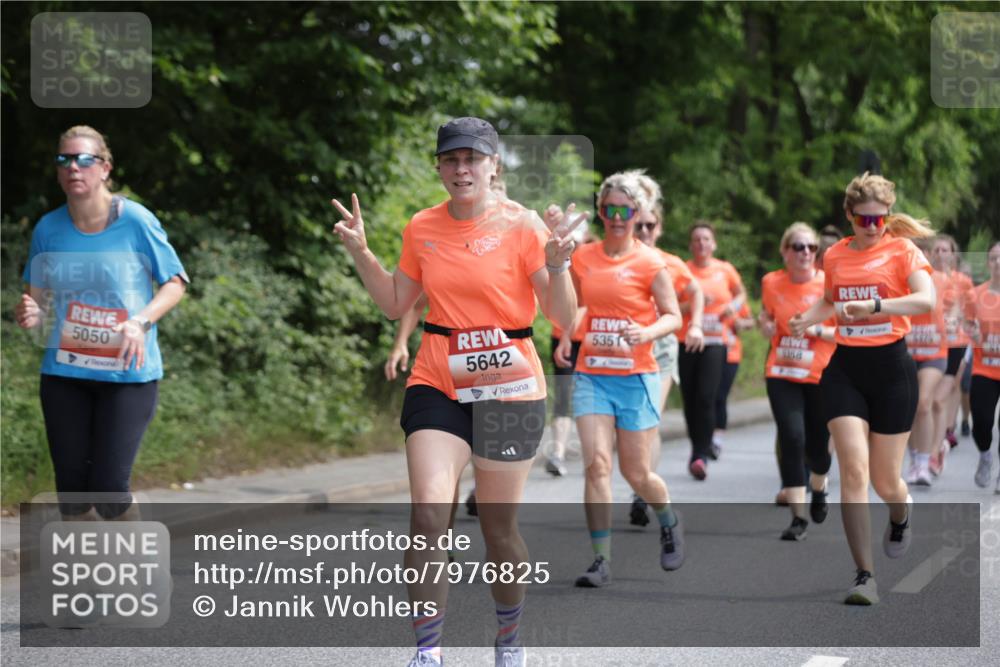 15.06.2025 - REWE Women's Run Jannik Wohlers http://msf.ph/oto/7976825 15.06.2025 10:11:46 Laufen 5050, 5642, 5351, 4 meine-sportfotos.de