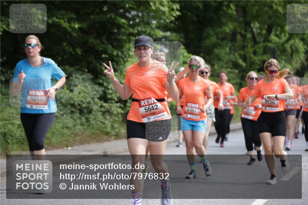 15.06.2025 - REWE Women's Run Jannik Wohlers http://msf.ph/oto/7976832 15.06.2025 10:11:46 Laufen 5050, 5642, 5351, 9126 meine-sportfotos.de