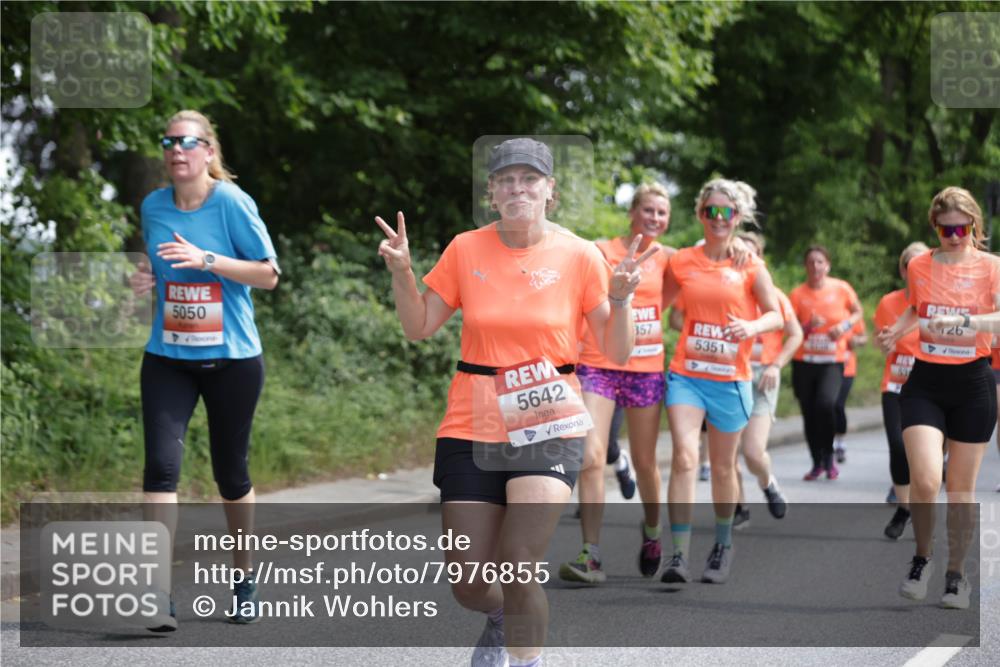 15.06.2025 - REWE Women's Run Jannik Wohlers http://msf.ph/oto/7976855 15.06.2025 10:11:46 Laufen 5050, 5642, 357, 5351, 26 meine-sportfotos.de
