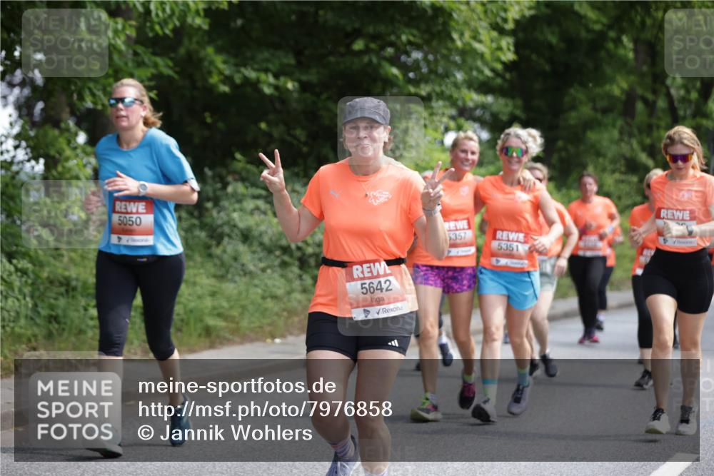 15.06.2025 - REWE Women's Run Jannik Wohlers http://msf.ph/oto/7976858 15.06.2025 10:11:46 Laufen 5050, 5642, 5357, 5351 meine-sportfotos.de