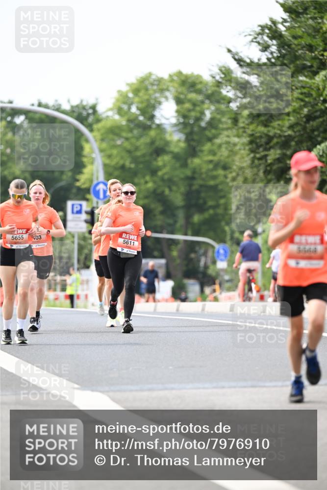 15.06.2025 - REWE Women's Run Dr. Thomas Lammeyer http://msf.ph/oto/7976910 15.06.2025 10:42:09 Laufen 5655, 03, 5611 meine-sportfotos.de