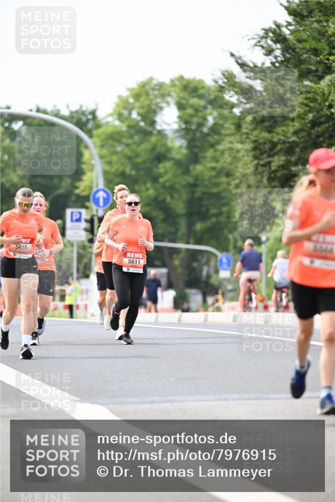 15.06.2025 - REWE Women's Run Dr. Thomas Lammeyer http://msf.ph/oto/7976915 15.06.2025 10:42:09 Laufen 5655, 40, 5611 meine-sportfotos.de