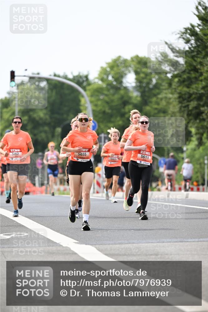 15.06.2025 - REWE Women's Run Dr. Thomas Lammeyer http://msf.ph/oto/7976939 15.06.2025 10:42:10 Laufen 5462, 5655, 5611 meine-sportfotos.de