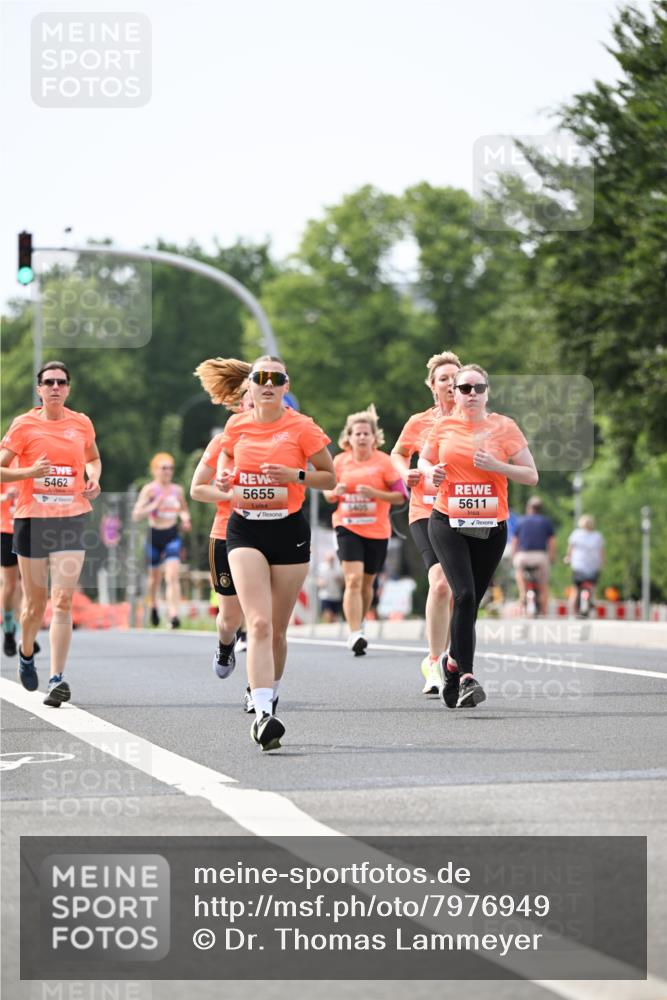 15.06.2025 - REWE Women's Run Dr. Thomas Lammeyer http://msf.ph/oto/7976949 15.06.2025 10:42:10 Laufen 5462, 5655, 5611 meine-sportfotos.de