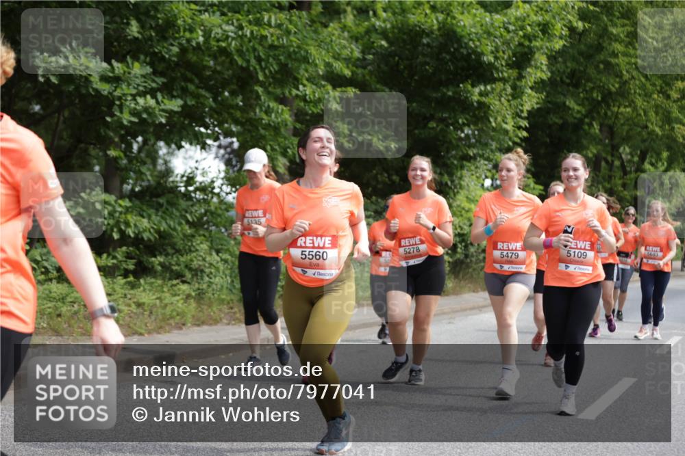 15.06.2025 - REWE Women's Run Jannik Wohlers http://msf.ph/oto/7977041 15.06.2025 10:11:52 Laufen 5135, 5560, 5278, 5479, 5109, 5603, 16 meine-sportfotos.de
