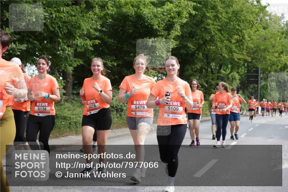15.06.2025 - REWE Women's Run Jannik Wohlers http://msf.ph/oto/7977066 15.06.2025 10:11:53 Laufen 5138, 5278, 5479, 5109, 350, 5603, 5014, 501 meine-sportfotos.de
