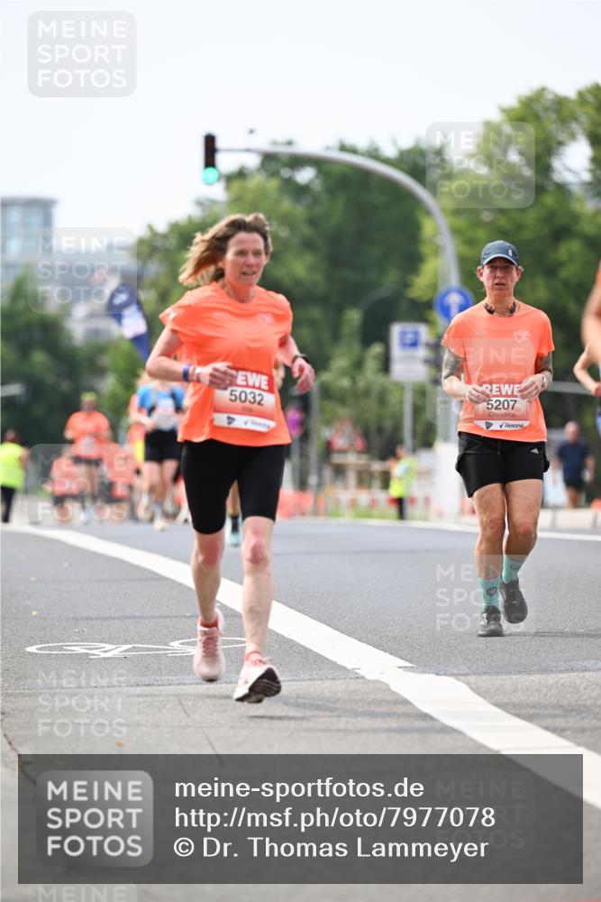 15.06.2025 - REWE Women's Run Dr. Thomas Lammeyer http://msf.ph/oto/7977078 15.06.2025 10:42:16 Laufen 5032, 13, 5207 meine-sportfotos.de