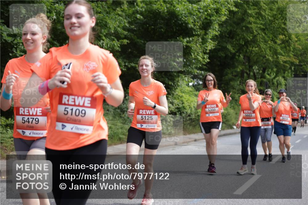 15.06.2025 - REWE Women's Run Jannik Wohlers http://msf.ph/oto/7977122 15.06.2025 10:11:54 Laufen 5350, 5479, 5109, 5125, 5603, 5016, 5014 meine-sportfotos.de