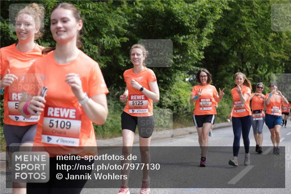15.06.2025 - REWE Women's Run Jannik Wohlers http://msf.ph/oto/7977130 15.06.2025 10:11:54 Laufen 5350, 5603, 5, 5109, 5125, 4, 5016, 5014 meine-sportfotos.de
