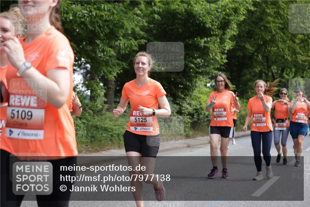 15.06.2025 - REWE Women's Run Jannik Wohlers http://msf.ph/oto/7977138 15.06.2025 10:11:55 Laufen 5109, 5125, 5350, 5603, 5016, 5014 meine-sportfotos.de