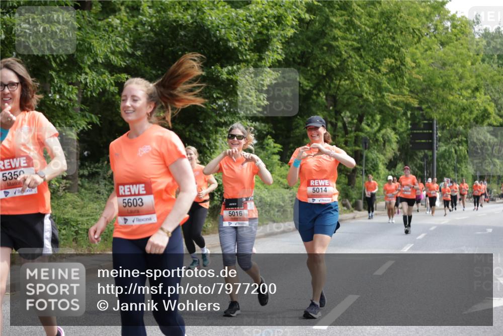 15.06.2025 - REWE Women's Run Jannik Wohlers http://msf.ph/oto/7977200 15.06.2025 10:11:57 Laufen 5350, 5603, 5016, 5014 meine-sportfotos.de