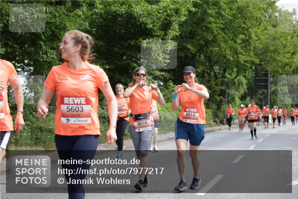 15.06.2025 - REWE Women's Run Jannik Wohlers http://msf.ph/oto/7977217 15.06.2025 10:11:57 Laufen 5603, 634, 5016, 5014 meine-sportfotos.de