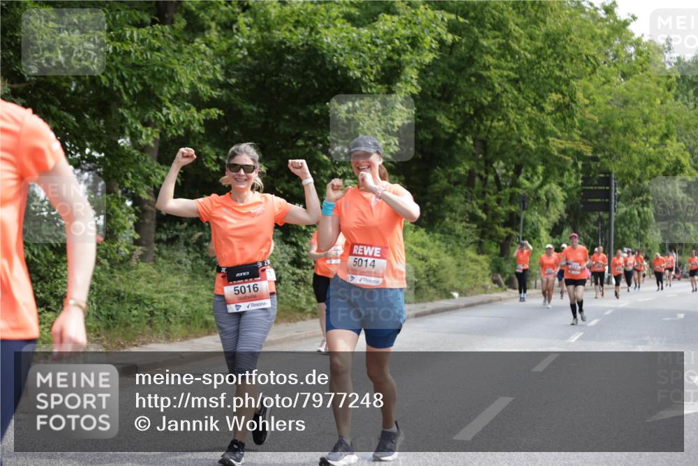 15.06.2025 - REWE Women's Run Jannik Wohlers http://msf.ph/oto/7977248 15.06.2025 10:11:58 Laufen 2013, 5016, 2, 5014 meine-sportfotos.de